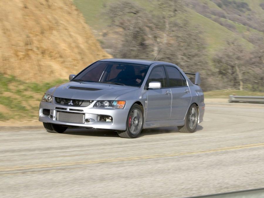  Mitsubishi Lancer Evolution IX MR 2007 года  (фото 117 из 129)